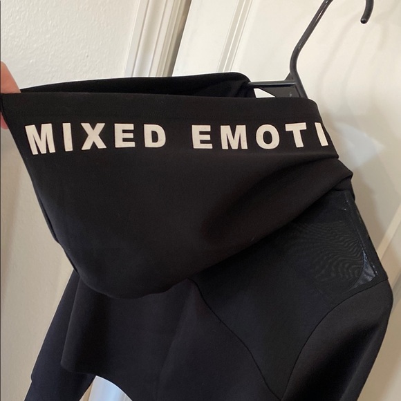🌼 Black Cropped Mixed Emotions Hoodie with Mesh Detail - Picture 10 of 10